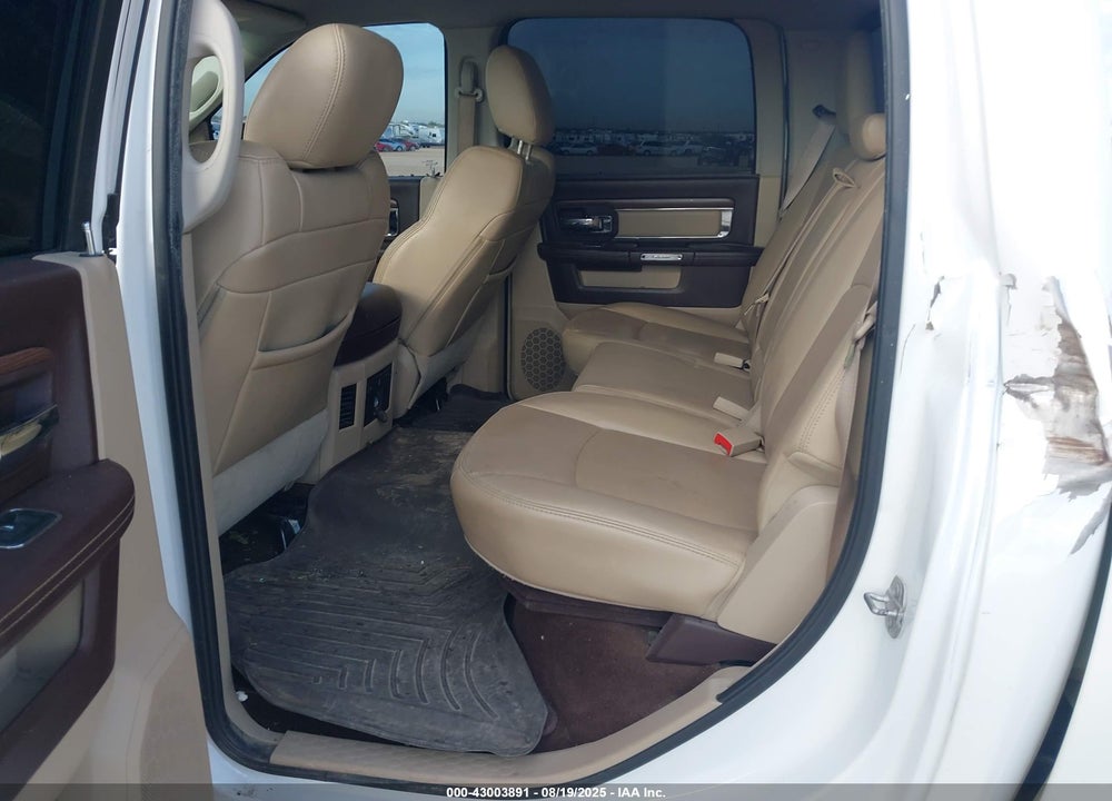 2015 RAM 1500 VIN: 1C6RR6NM8FS608705