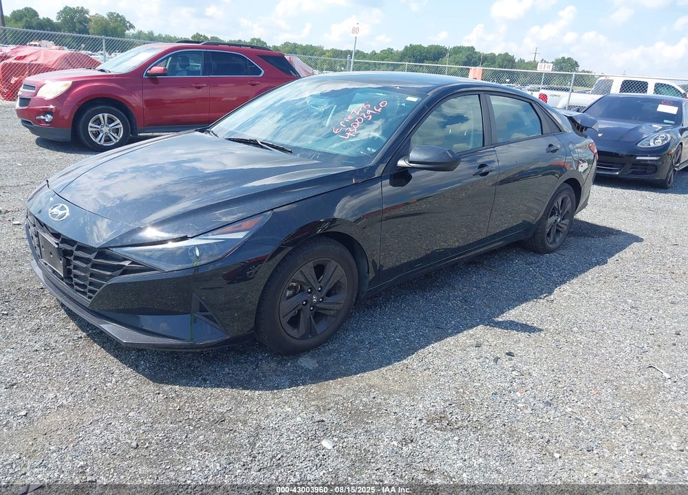 2021 HYUNDAI ELANTRA VIN: 5NPLM4AG6MH000808