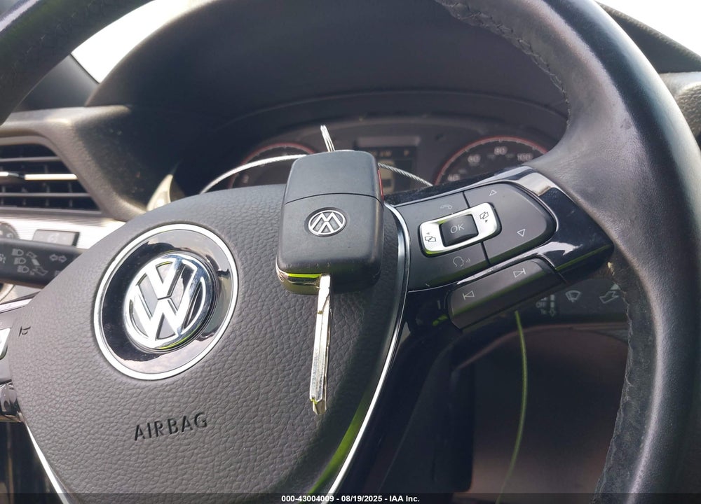2022 VOLKSWAGEN PASSAT 2.0T R-LINE VIN: 1VWMA7A30NC003905