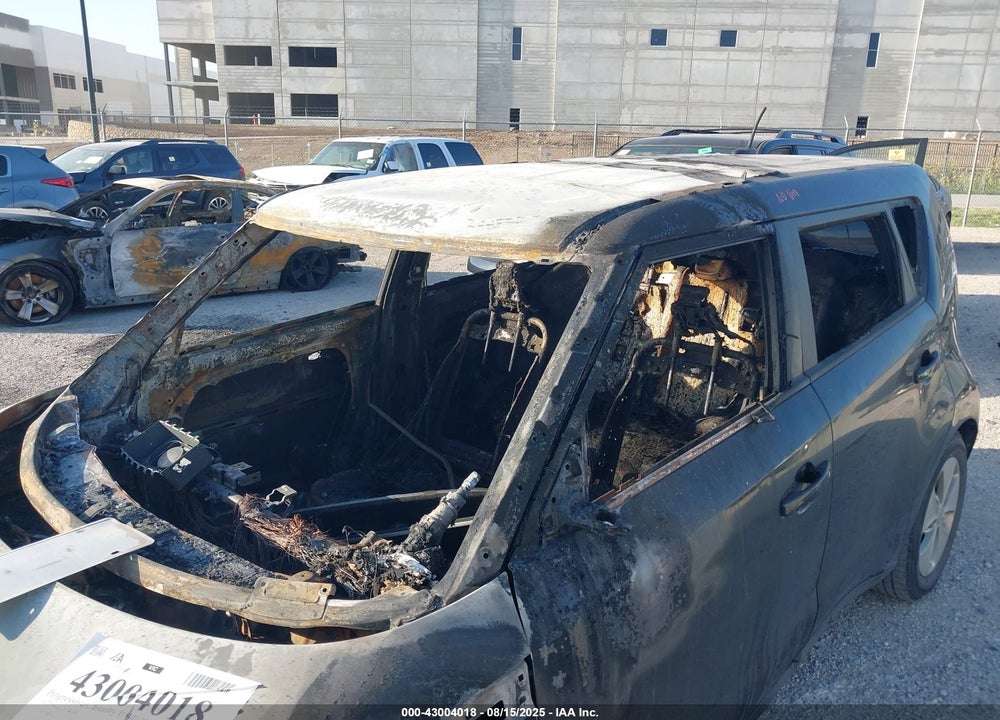 2015 KIA SOUL VIN: KNDJN2A27F7760251