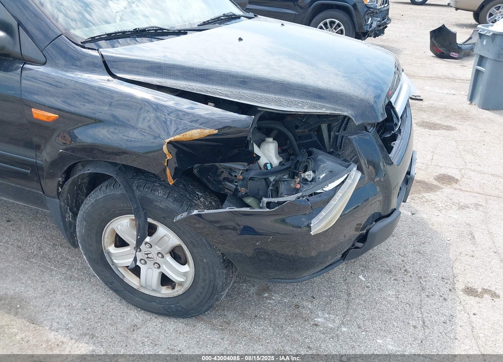 2006 HONDA PILOT LX VIN: 2HKYF181X6H562939