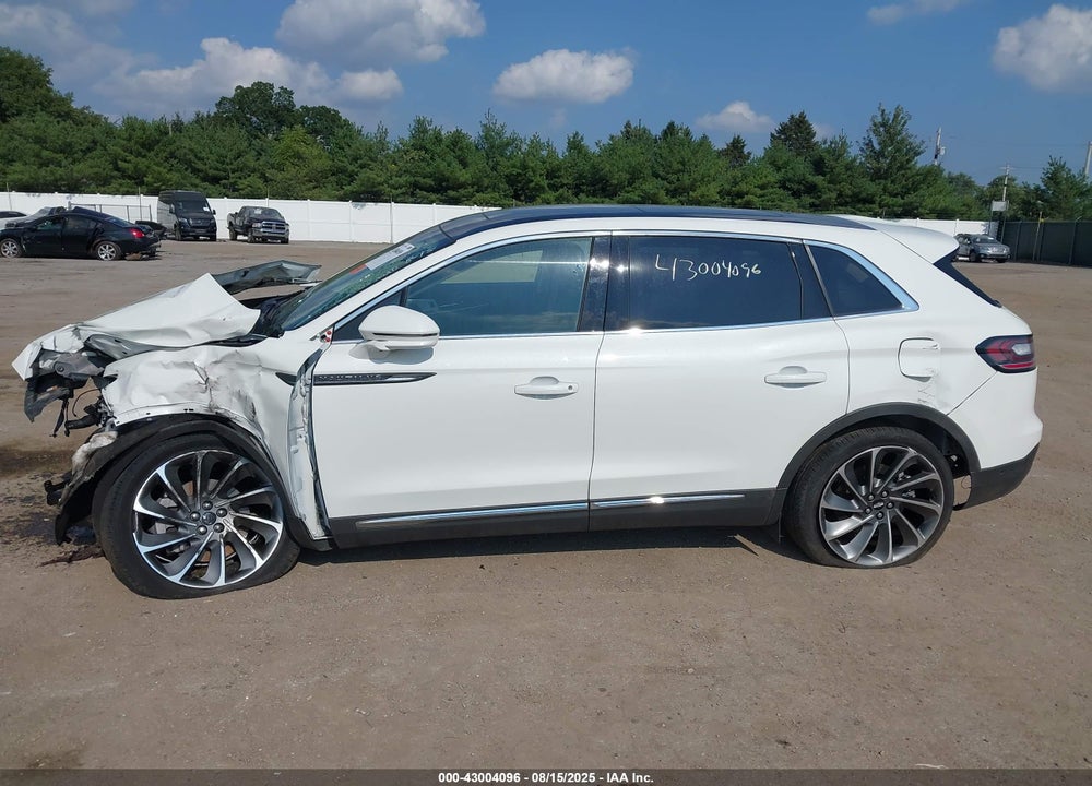 2022 LINCOLN NAUTILUS VIN: 2LMPJ8KP6NBL18361