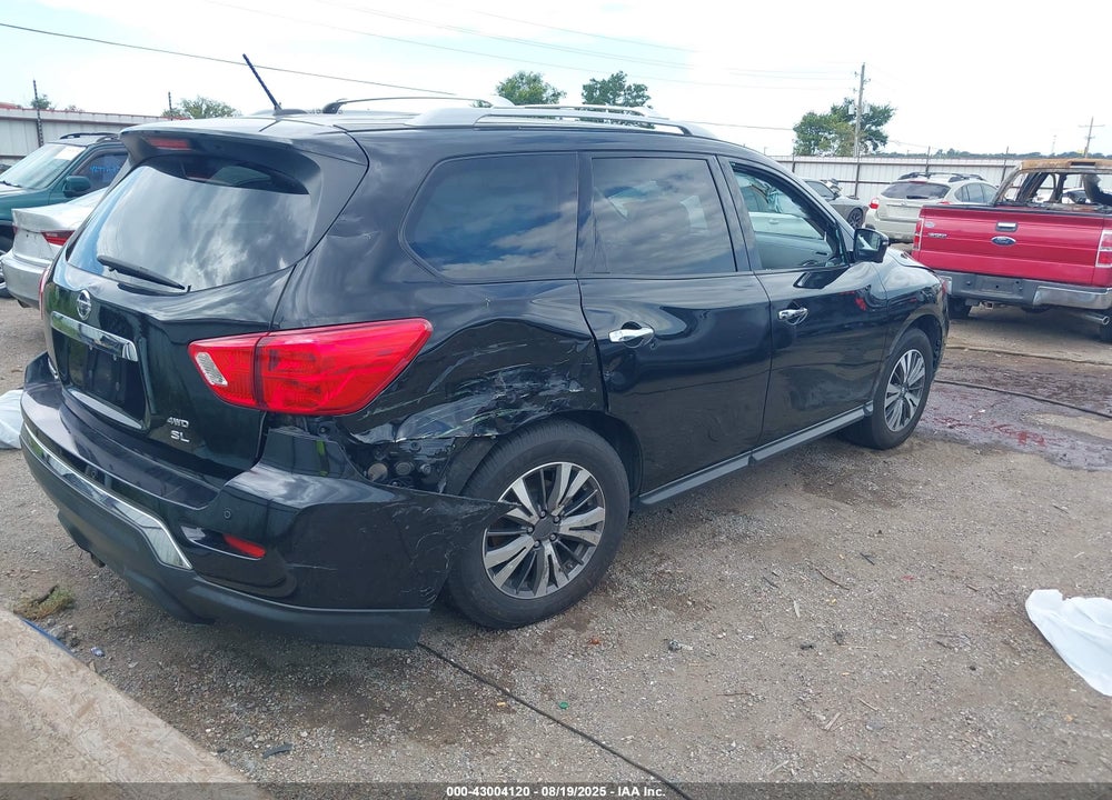 2017 NISSAN PATHFINDER VIN: 5N1DR2MM7HC649560