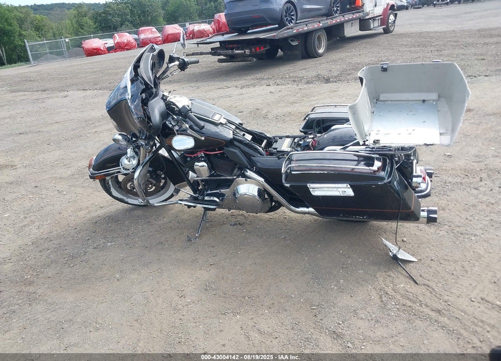 2002 HARLEY-DAVIDSON FLHTCI VIN: 1HD1FFW142Y631228