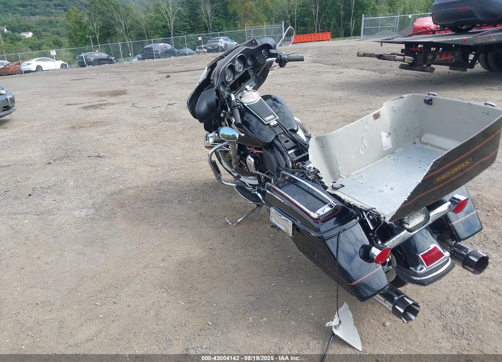 2002 HARLEY-DAVIDSON FLHTCI VIN: 1HD1FFW142Y631228