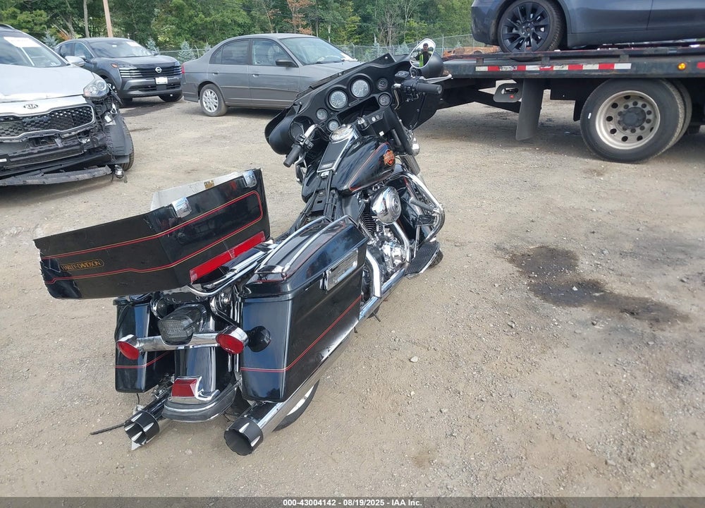 2002 HARLEY-DAVIDSON FLHTCI VIN: 1HD1FFW142Y631228