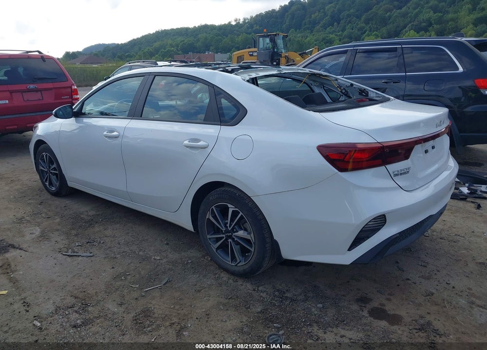 2023 KIA FORTE LXS VIN: 3KPF24AD1PE611055