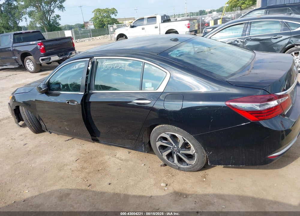 2017 HONDA ACCORD VIN: 1HGCR2F8XHA164374