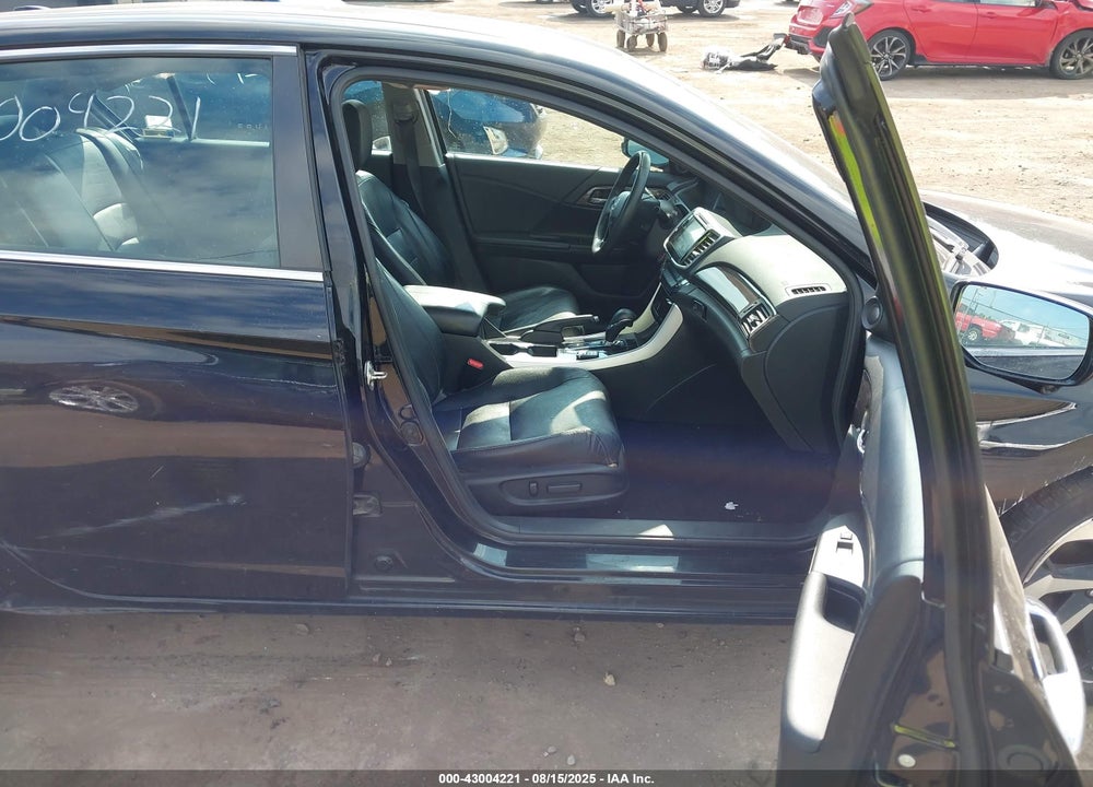 2017 HONDA ACCORD VIN: 1HGCR2F8XHA164374