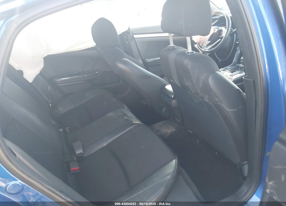 2019 HONDA CIVIC VIN: 19XFC2F83KE010025