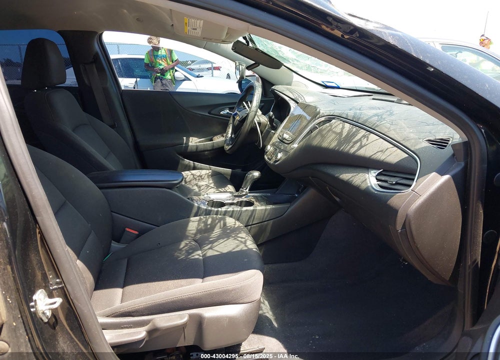 2020 CHEVROLET MALIBU FWD LT VIN: 1G1ZD5ST5LF005074