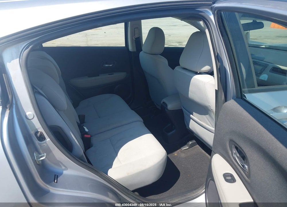 2019 HONDA HR-V LX VIN: 3CZRU6H35KG733490