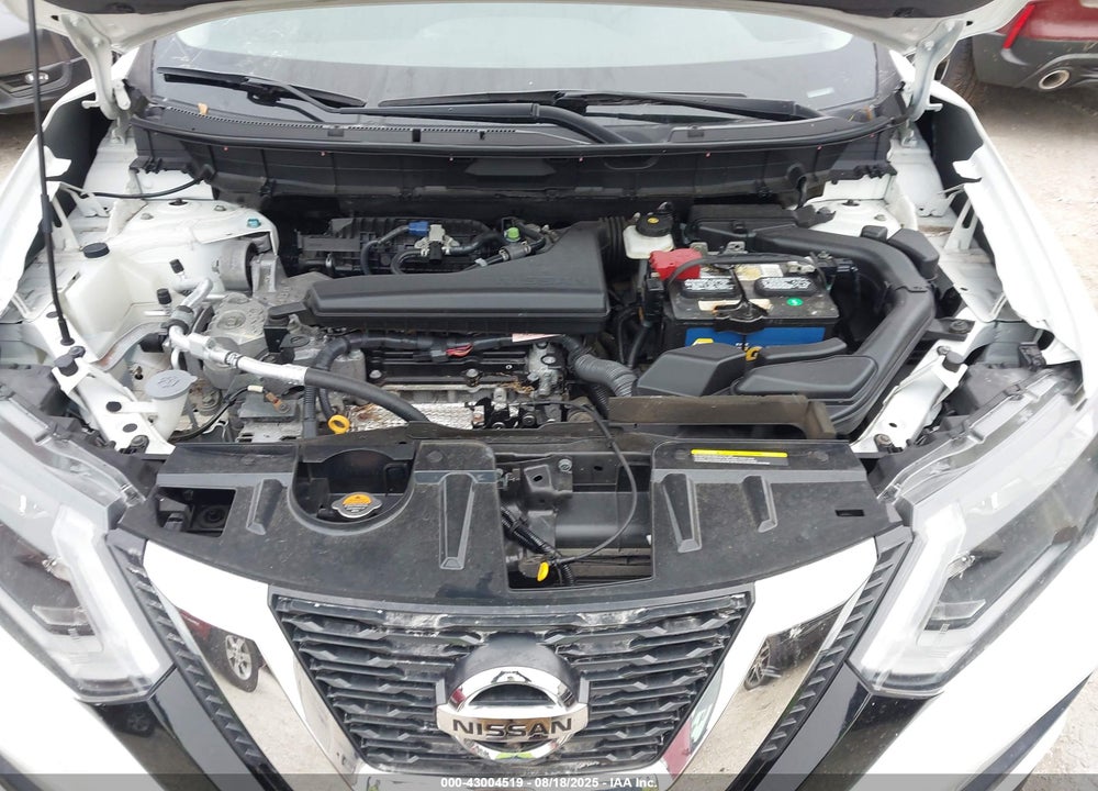 2017 NISSAN ROGUE VIN: 5N1AT2MV6HC821123