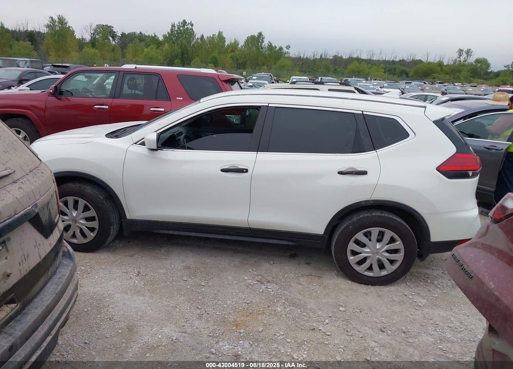 2017 NISSAN ROGUE VIN: 5N1AT2MV6HC821123