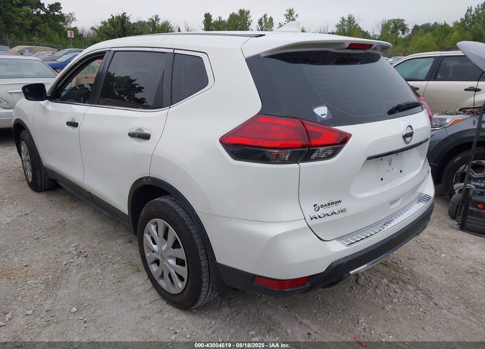 2017 NISSAN ROGUE VIN: 5N1AT2MV6HC821123