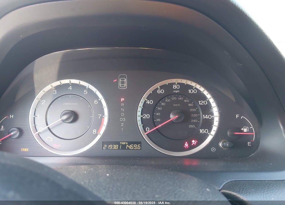 2010 HONDA ACCORD 2.4 LX-S VIN: 1HGCS1B30AA001876