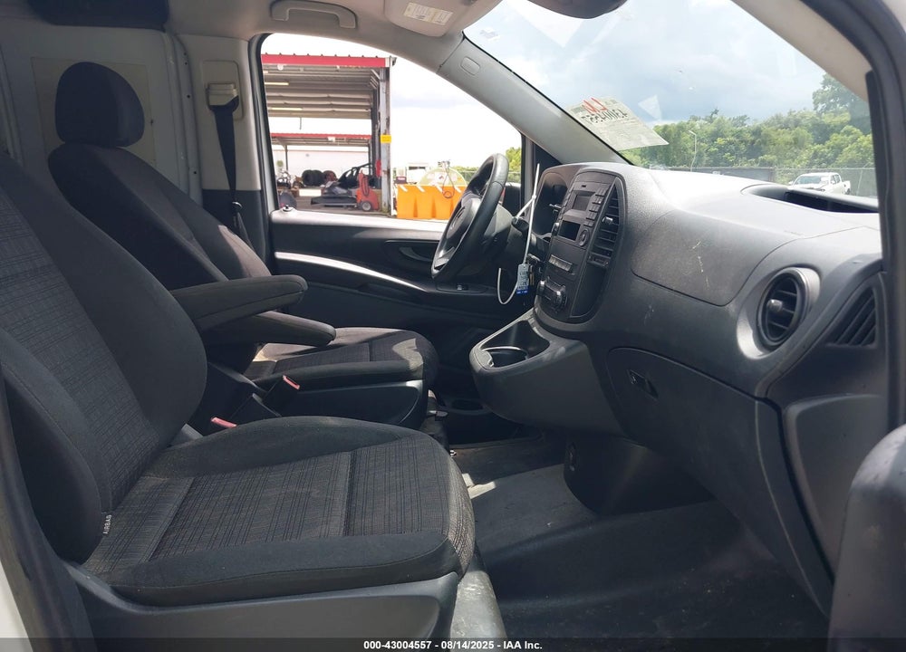 2017 MERCEDES-BENZ METRIS VIN: WD3PG2EA5H3229527