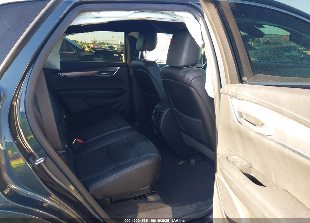 2021 CADILLAC XT5 VIN: 1GYKNAR45MZ178083