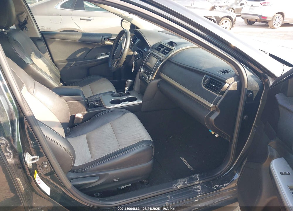 2013 TOYOTA CAMRY SE VIN: 4T1BF1FK5DU649972