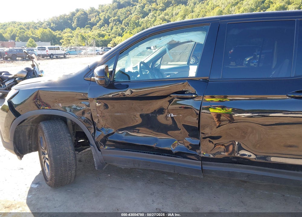 2019 HONDA RIDGELINE VIN: 5FPYK3F1XKB040838