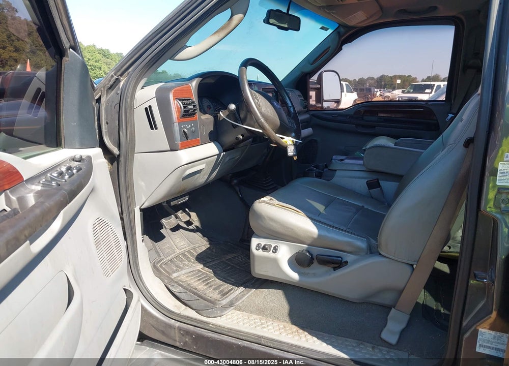 2006 FORD F-350 LARIAT/XL/XLT VIN: 1FTWW31PX6EC10526