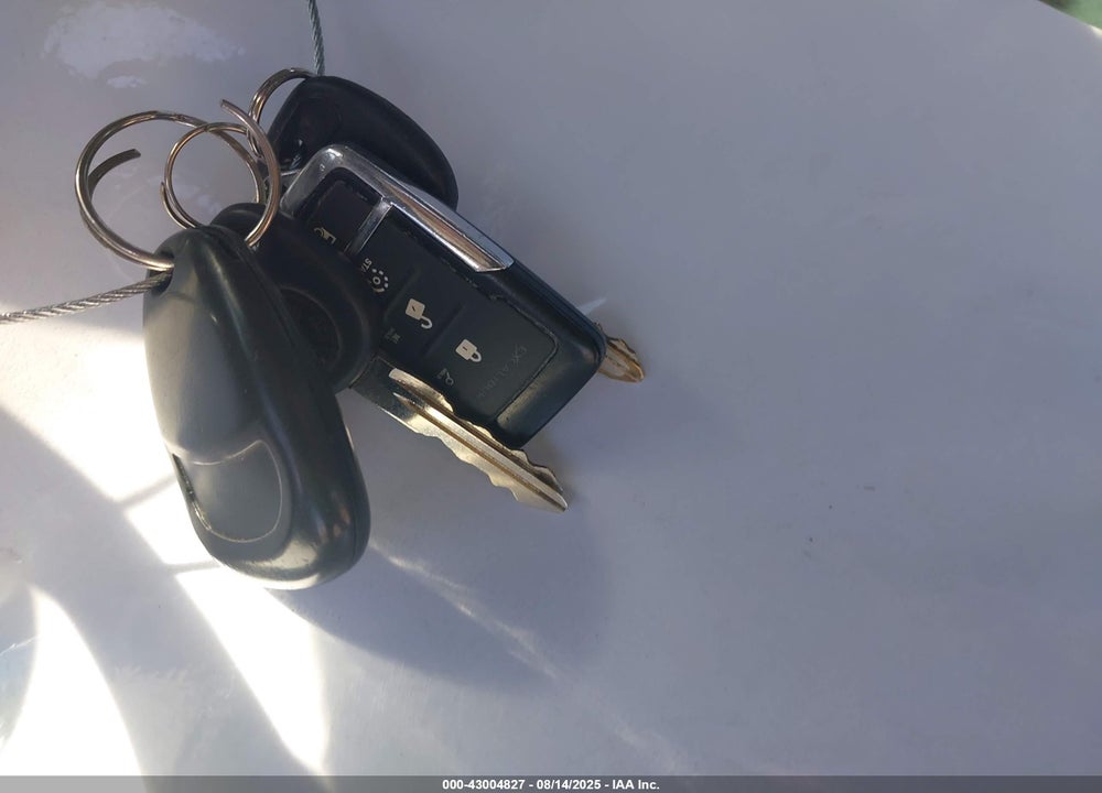 2003 CHEVROLET IMPALA LS VIN: 2G1WH52K139444425