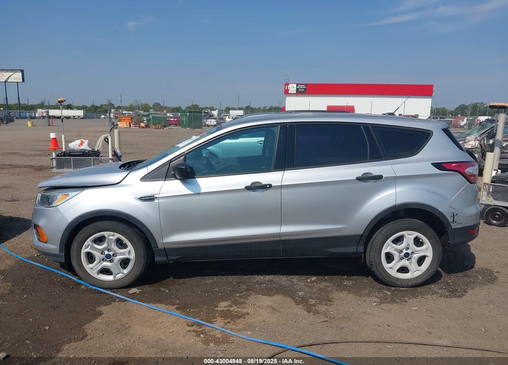 2017 FORD ESCAPE VIN: 1FMCU0F71HUD53191