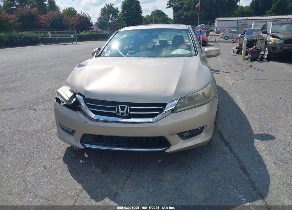 2015 HONDA ACCORD VIN: 1HGCR2F76FA010457