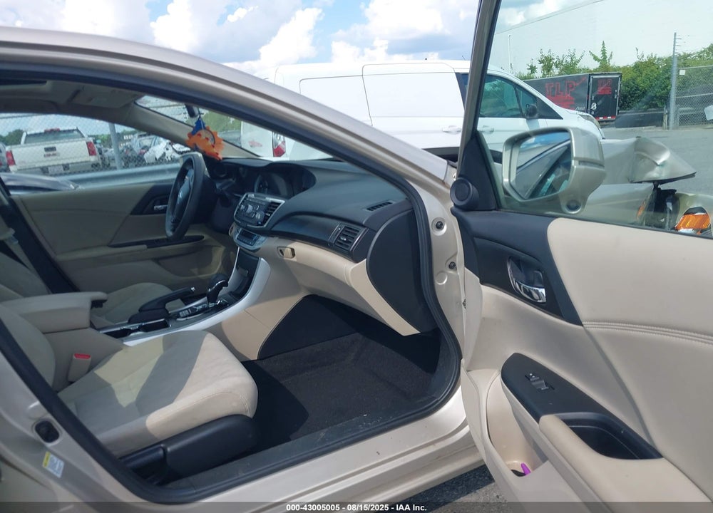 2015 HONDA ACCORD VIN: 1HGCR2F76FA010457
