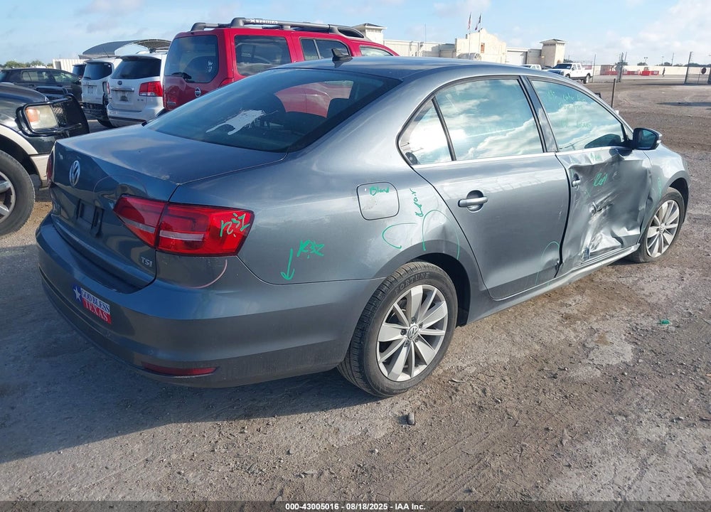 2015 VOLKSWAGEN JETTA 1.8T SE VIN: 3VWD17AJ2FM320695