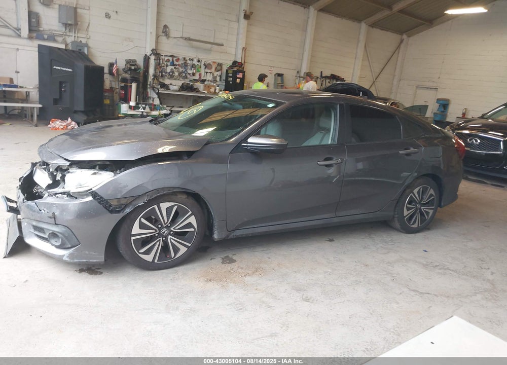 2016 HONDA CIVIC VIN: 2HGFC1F32GH652604