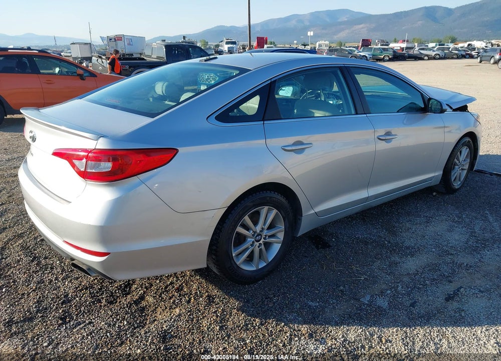 2017 HYUNDAI SONATA VIN: 5NPE24AF7HH561482