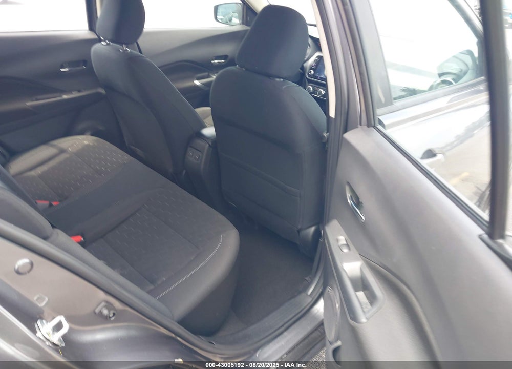 2024 NISSAN KICKS VIN: 3N1CP5CV2RL563812