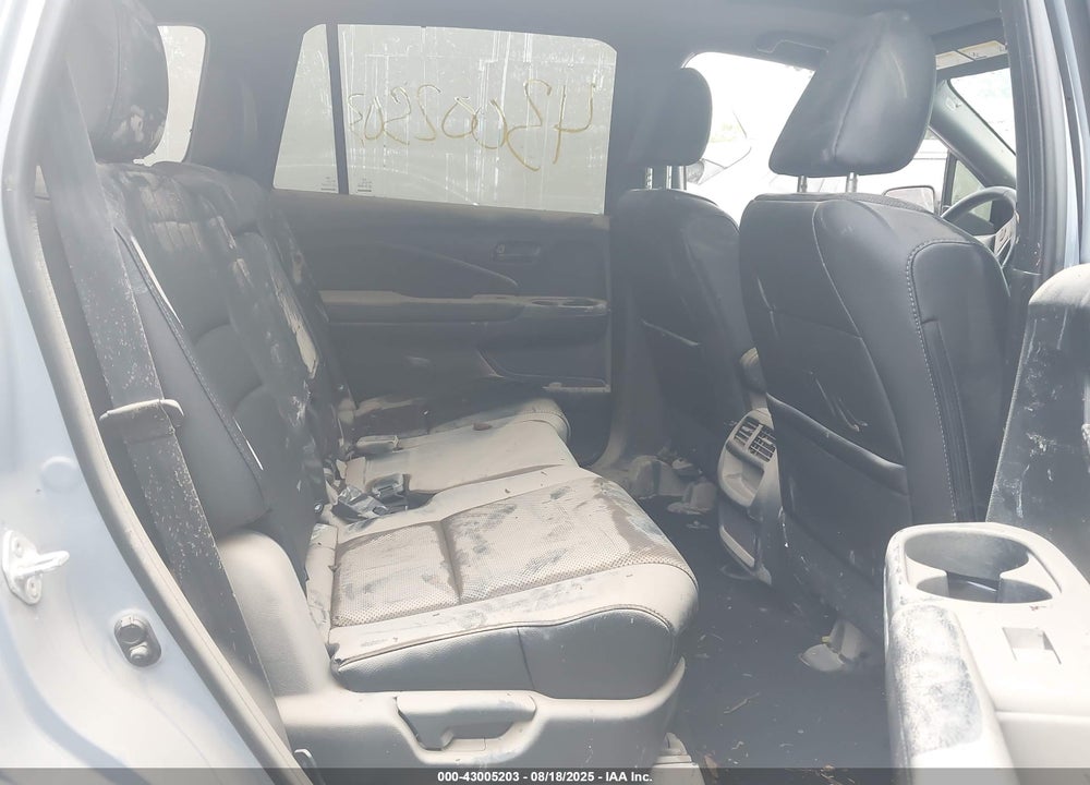 2023 HONDA PASSPORT VIN: 5FNYF8H5XPB026276