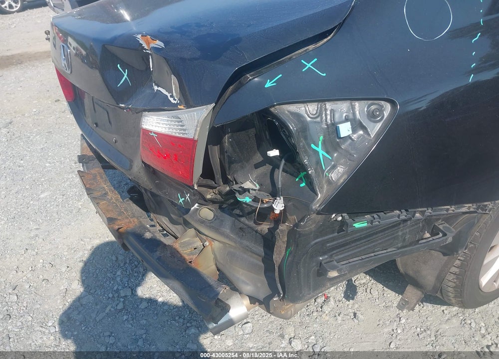 2014 HONDA ACCORD VIN: 1HGCR2F89EA197443