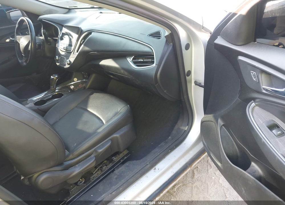 2020 CHEVROLET MALIBU VIN: 1G1ZD5ST5LF153631