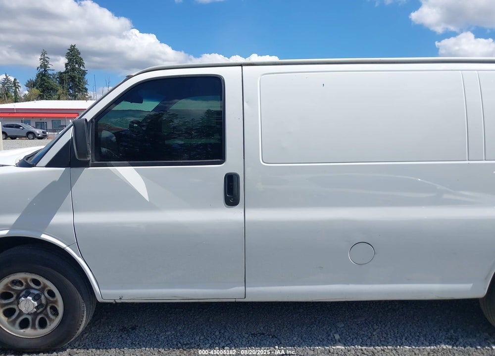 2009 CHEVROLET EXPRESS 1500 WORK VAN VIN: 1GCFG15X091104688