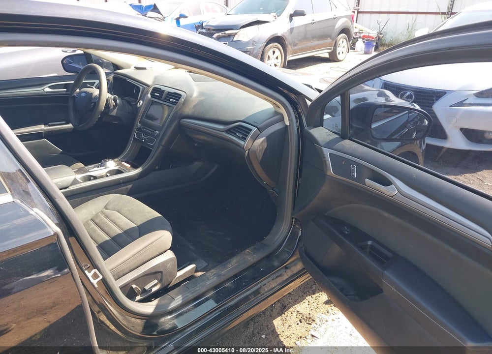 2017 FORD FUSION SE VIN: 3FA6P0HD2HR264013