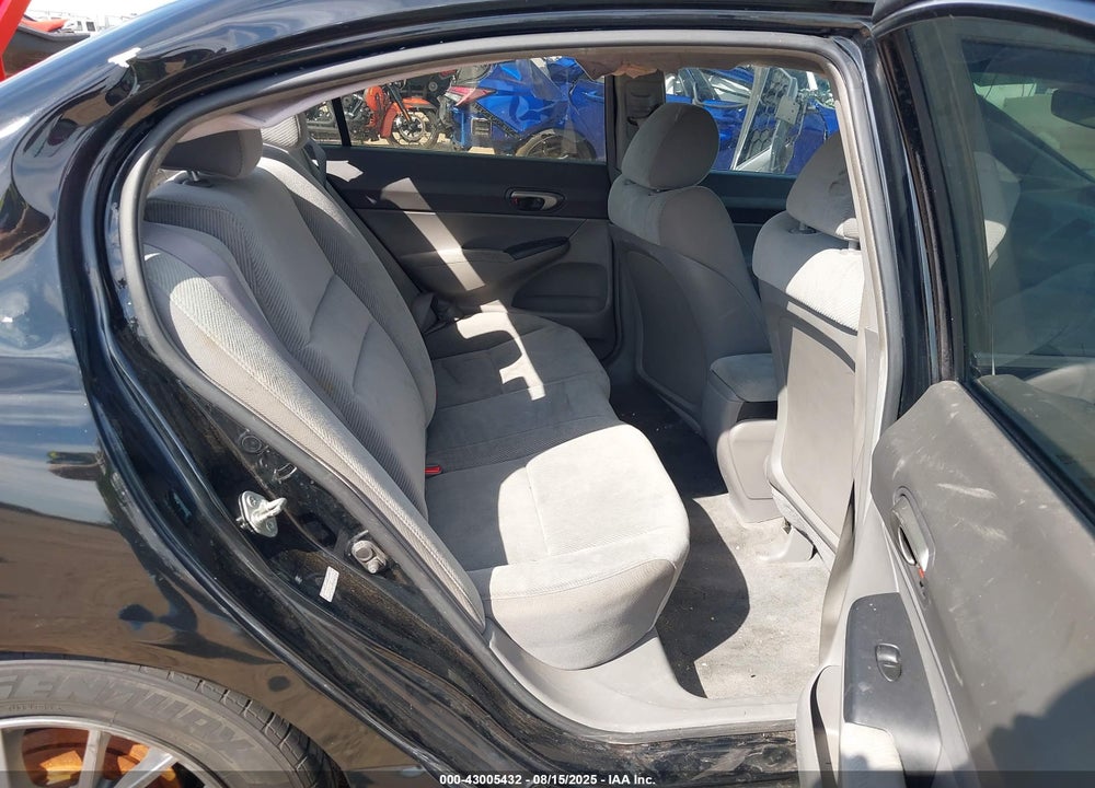 2011 HONDA CIVIC LX VIN: 19XFA1F58BE031913