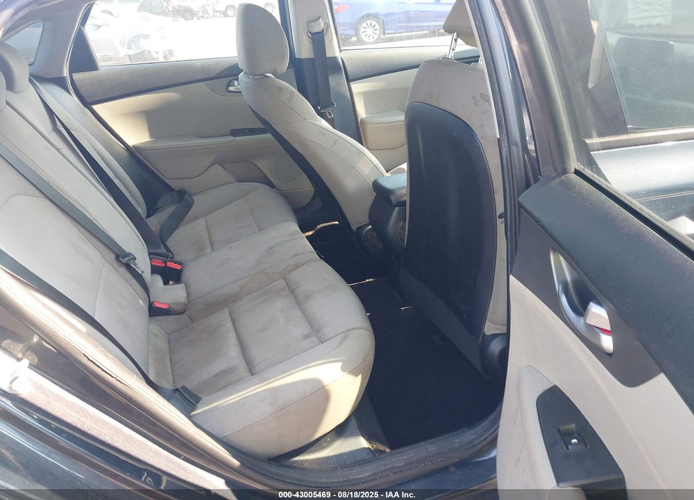 2019 KIA FORTE VIN: 3KPF24AD9KE128969