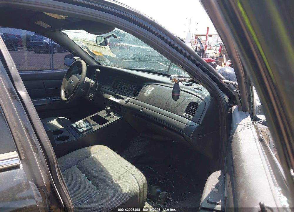 2009 FORD CROWN VICTORIA VIN: 2FAHP71V69X148059