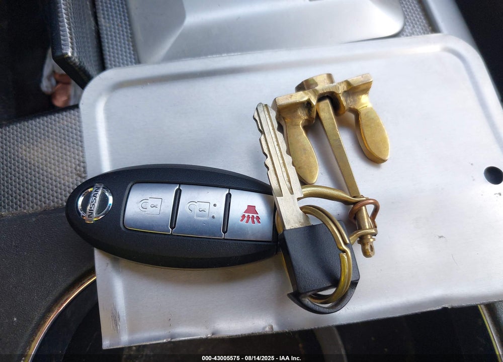 2009 NISSAN PATHFINDER SE VIN: 5N1AR18B59C605127