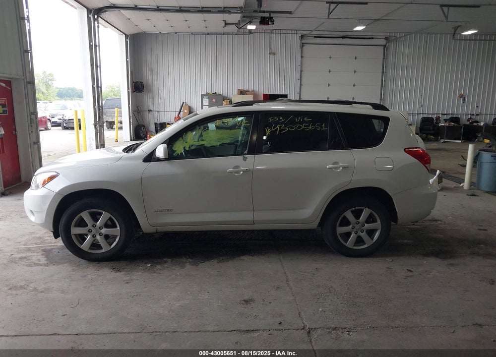 2007 TOYOTA RAV4 LIMITED V6 VIN: JTMBK31V575028355
