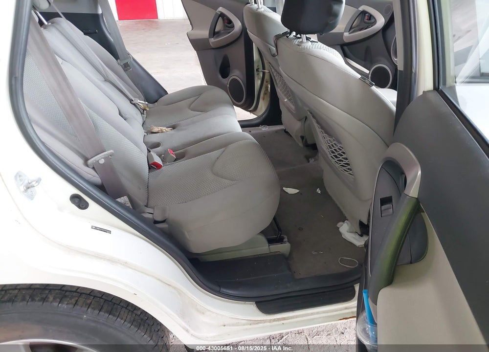 2007 TOYOTA RAV4 LIMITED V6 VIN: JTMBK31V575028355