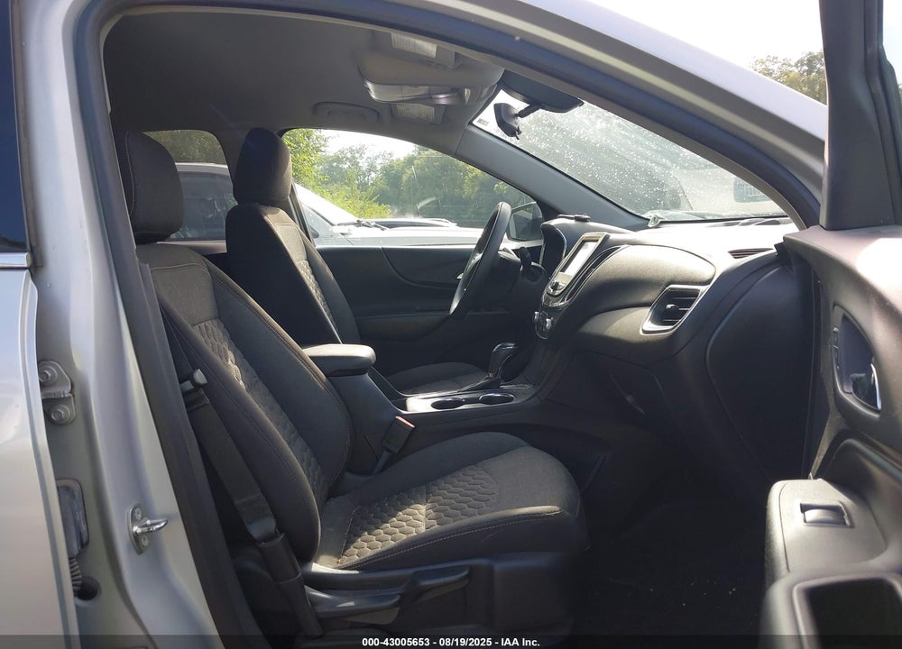 2018 CHEVROLET EQUINOX VIN: 2GNAXSEV7J6172042