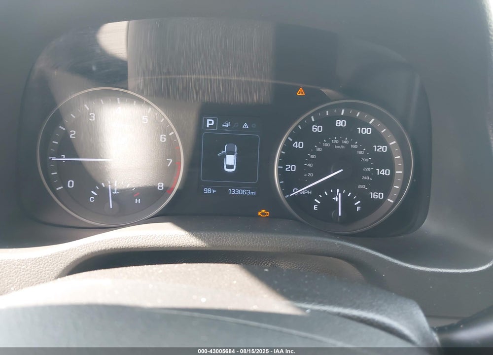 2018 HYUNDAI ELANTRA VIN: 5NPD84LF1JH244066