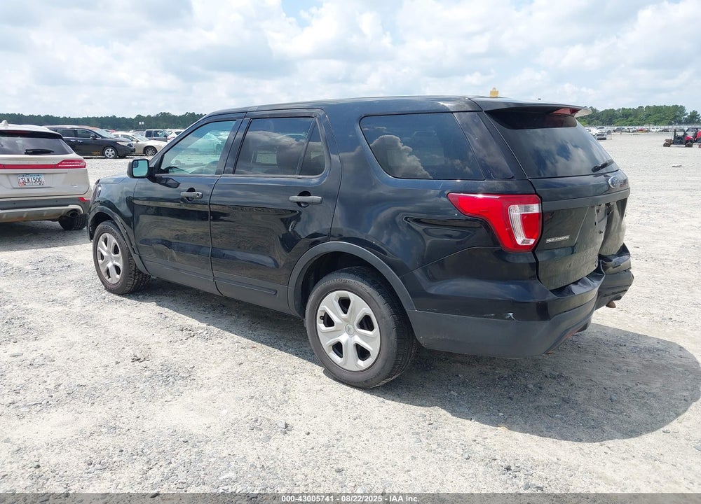 2017 FORD POLICE INTERCEPTOR VIN: 1FM5K8AR8HGE14461