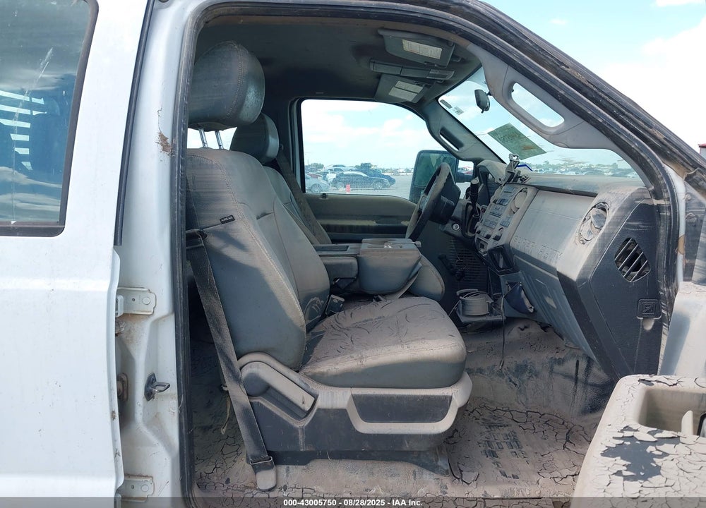 2014 FORD F-250 VIN: 1FT7W2B65EEB24608