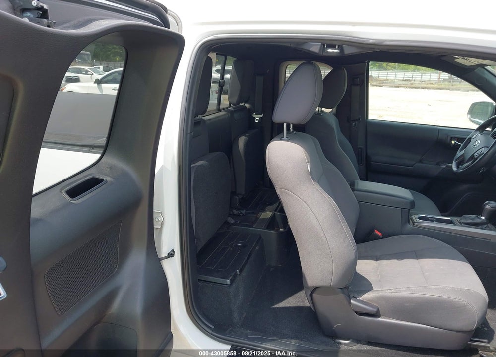 2019 TOYOTA TACOMA VIN: 5TFSZ5AN0KX188082