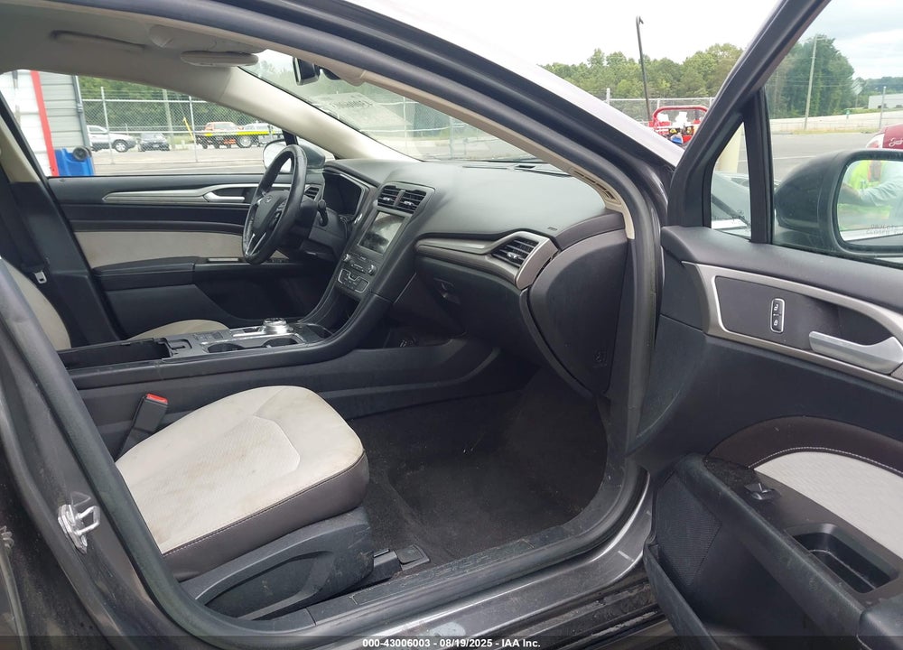 2020 FORD FUSION VIN: 3FA6P0HD4LR139930